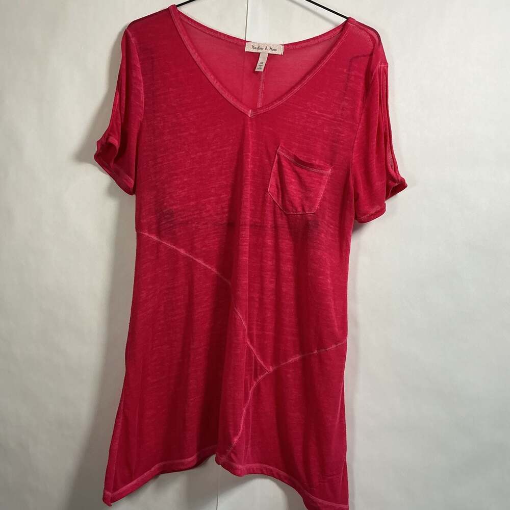 Harlow & Rose Pink V-Neck Cold Shoulder Pocket Tee Size M
